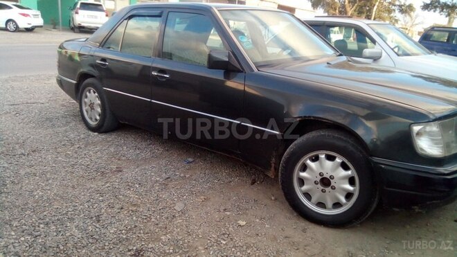 Mercedes E 230 1991, 540,000 km - 2.3 l - Xaçmaz