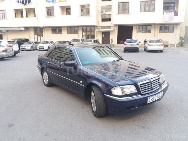 Mercedes C 220 1999, 262,000 km - 2.2 л - Bakı