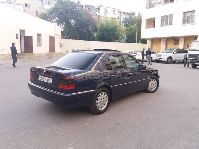 Mercedes C 220 1999, 262,000 km - 2.2 л - Bakı