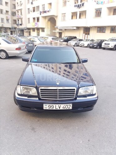 Mercedes C 220 1999, 262,000 km - 2.2 л - Bakı
