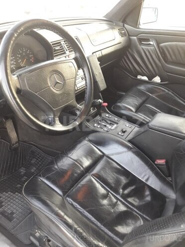 Mercedes C 220 1994, 380,000 km - 2.2 l - Bakı