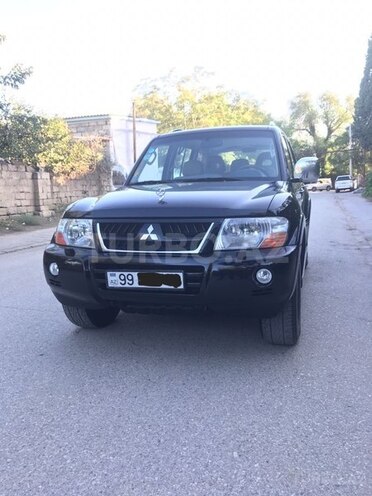 Mitsubishi Pajero 2006, 165,928 km - 3.0 l - Sumqayıt