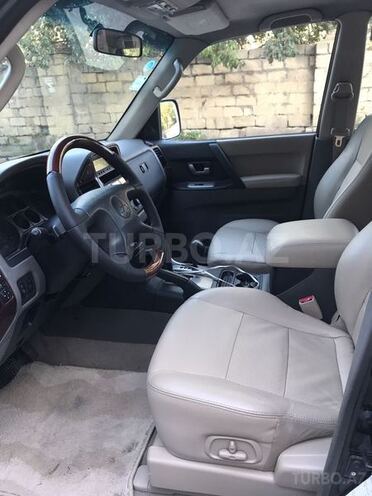 Mitsubishi Pajero 2006, 165,928 km - 3.0 l - Sumqayıt