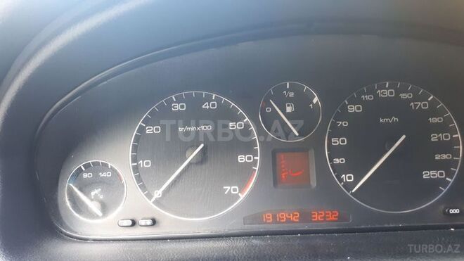 Peugeot 607 2003, 191,942 km - 2.2 l - Bakı