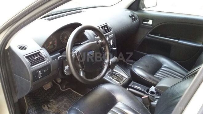 Ford Mondeo 2004, 250,000 km - 2.0 л - Mingəçevir