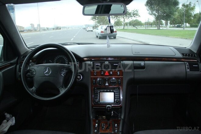 Mercedes C 220 2000, 408,381 km - 2.2 l - Bakı