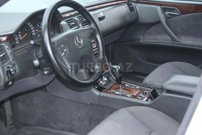 Mercedes C 220 2000, 408,381 km - 2.2 l - Bakı