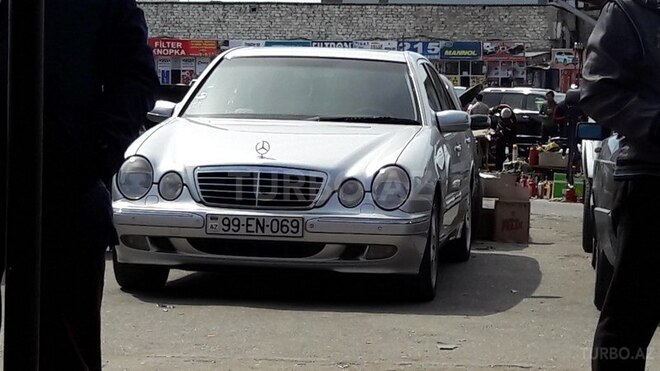 Mercedes E 320 2000, 225,000 km - 3.2 l - Bakı