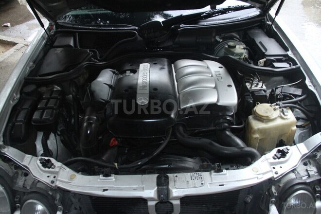 Mercedes C 220 2000, 408,381 km - 2.2 l - Bakı