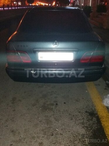 Mercedes E 230 1996, 338,400 km - 2.3 l - Bakı