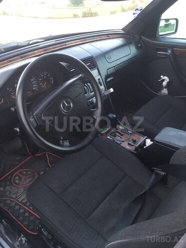 Mercedes C 240 2000, 315,000 km - 2.4 л - Bakı