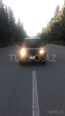 Mitsubishi Pajero io 1999, 220,000 km - 2.0 л - Sumqayıt
