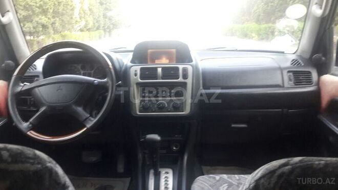 Mitsubishi Pajero io 1999, 220,000 km - 2.0 л - Sumqayıt