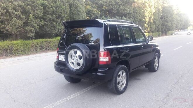 Mitsubishi Pajero io 1999, 220,000 km - 2.0 л - Sumqayıt