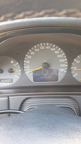 Mercedes E 320 1999, 201,000 km - 3.2 л - Bakı
