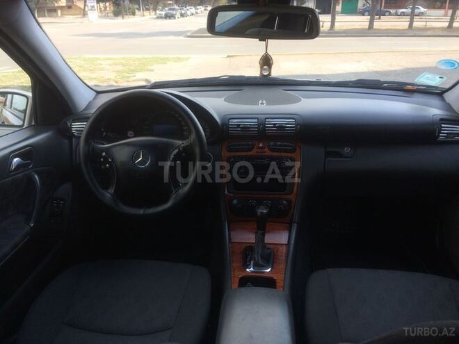 Mercedes C 200 2000, 254,000 km - 2.0 l - Bakı