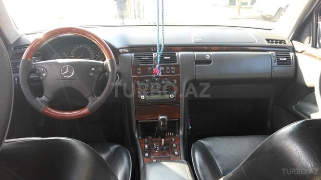 Mercedes E 200 2000, 270,000 km - 2.0 l - Bakı