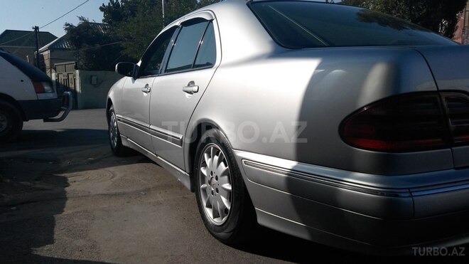 Mercedes E 200 2000, 270,000 km - 2.0 l - Bakı