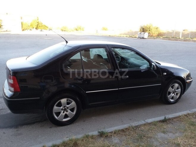 Volkswagen Jetta 2004, 235,000 km - 2.0 l - Bakı