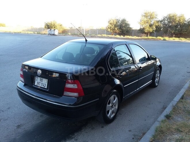 Volkswagen Jetta 2004, 235,000 km - 2.0 l - Bakı