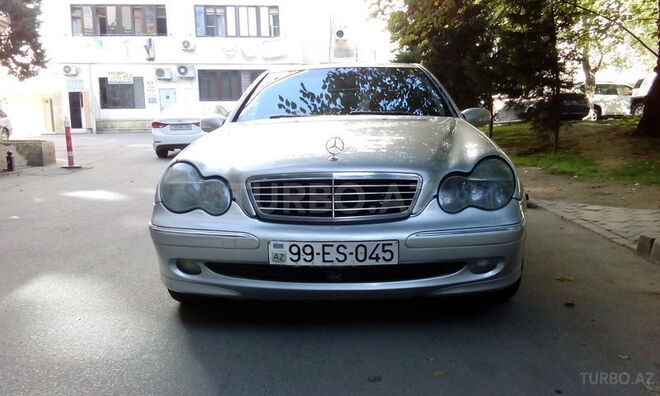 Mercedes C 180 2003, 185,000 km - 1.8 l - Bakı