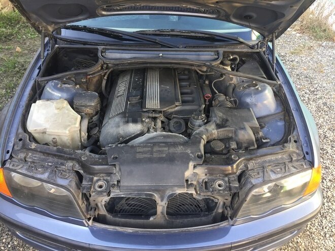 BMW 323 1999, 285,000 km - 2.5 l - Sumqayıt