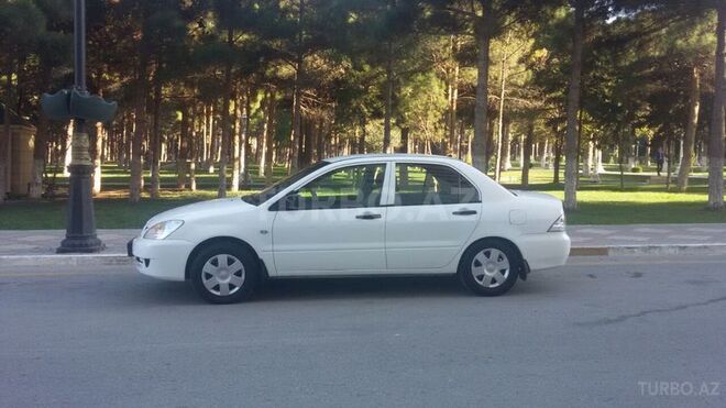 Mitsubishi Lancer 2007, 200,000 km - 1.3 л - Bakı