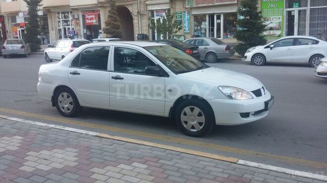 Mitsubishi Lancer 2007, 200,000 km - 1.3 л - Bakı