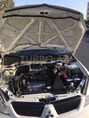 Mitsubishi Lancer 2007, 200,000 km - 1.3 л - Bakı