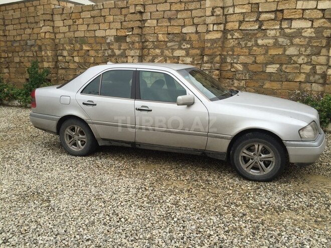 Mercedes C 180 1996, 327,000 km - 1.8 l - Bakı
