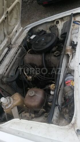 LADA (VAZ) 2107 1998, 23,341 km - 1.6 l - Astara