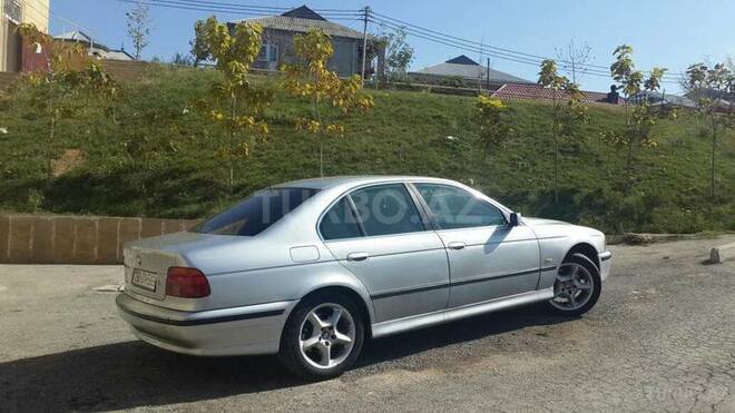 BMW 528 1997, 312,000 km - 2.8 l - Bakı