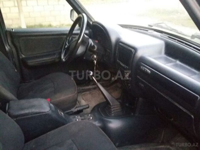 GAZ 31105 2005, 200,000 km - 2.3 l - Bərdə