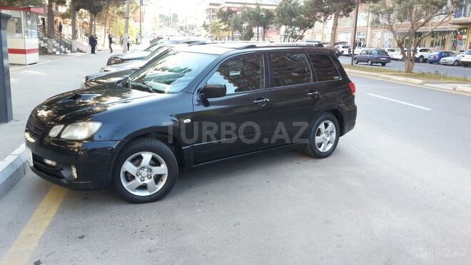Mitsubishi Airtrek 2003, 231,518 km - 2.0 l - Bakı