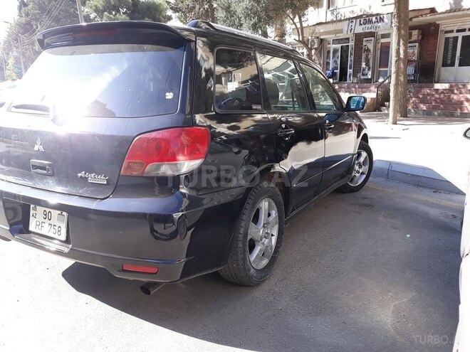 Mitsubishi Airtrek 2003, 231,518 km - 2.0 l - Bakı