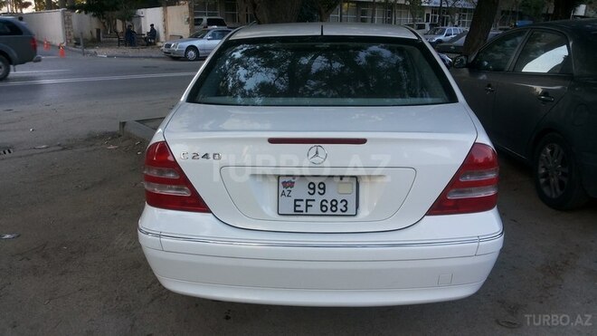 Mercedes C 240 2001, 253,300 km - 2.6 л - Bakı