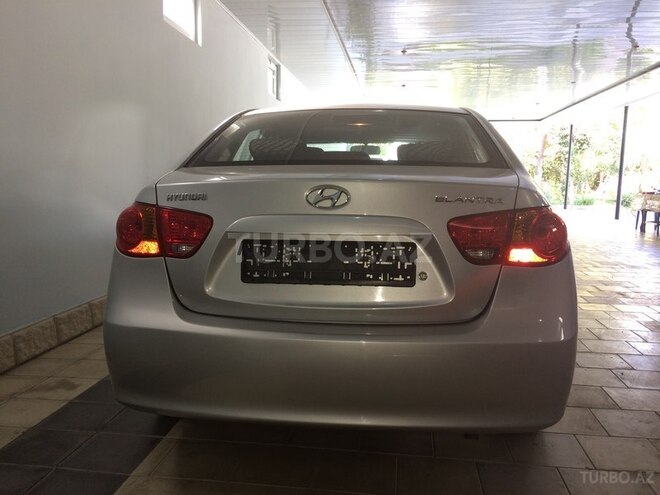 Hyundai Elantra 2008, 132,048 km - 1.6 l - Göyçay