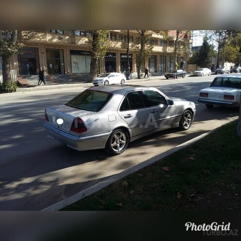 Mercedes C 230 1999, 186,000 km - 2.3 л - Gəncə