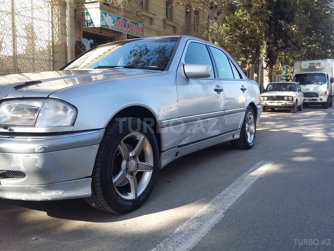 Mercedes C 230 1999, 186,000 km - 2.3 л - Gəncə