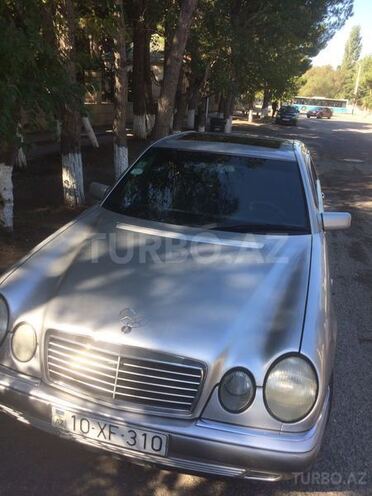 Mercedes E 230 1996, 300,000 km - 2.3 l - Sumqayıt