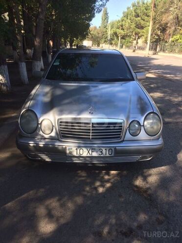 Mercedes E 230 1996, 300,000 km - 2.3 l - Sumqayıt