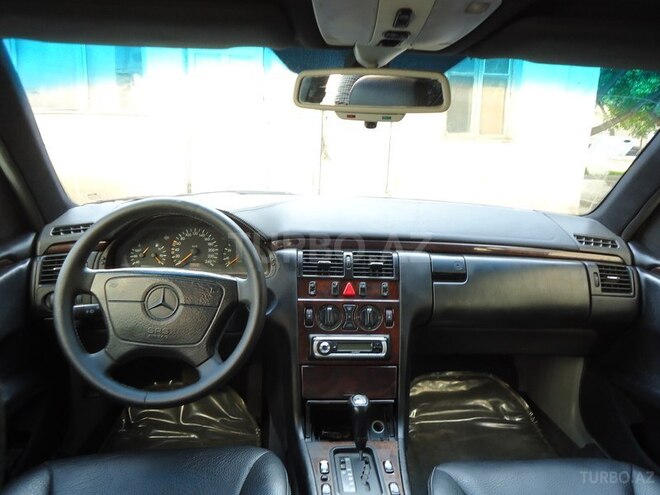Mercedes E 230 1996, 298,787 km - 2.3 l - Bakı