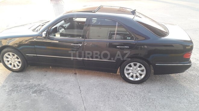 Mercedes E 240 2000, 160,336 km - 2.6 l - Bakı