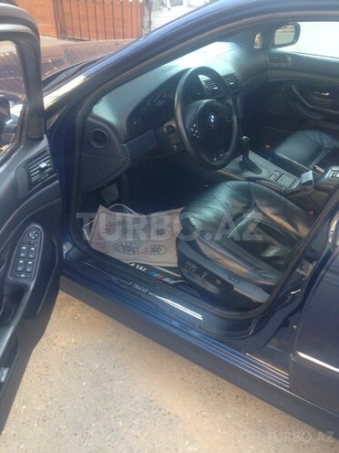 BMW 528 2000, 270,000 km - 2.8 l - Bakı