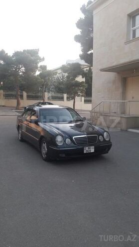 Mercedes E 320 1999, 201,000 km - 3.2 л - Bakı
