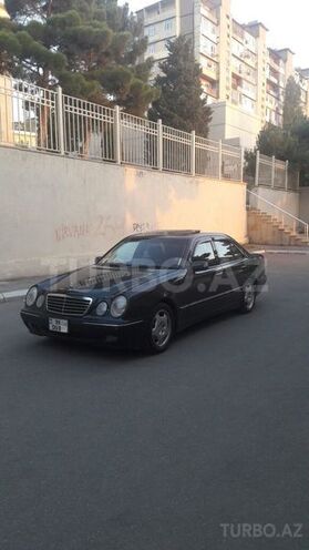Mercedes E 320 1999, 201,000 km - 3.2 л - Bakı