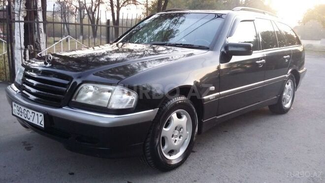 Mercedes C 240 2000, 216,000 km - 2.4 l - Zaqatala