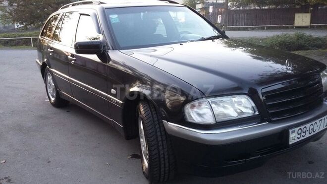 Mercedes C 240 2000, 216,000 km - 2.4 l - Zaqatala