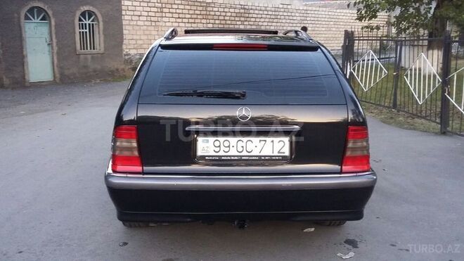Mercedes C 240 2000, 216,000 km - 2.4 l - Zaqatala