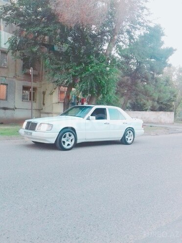 Mercedes E 220 1991, 397,000 km - 2.2 л - Bakı